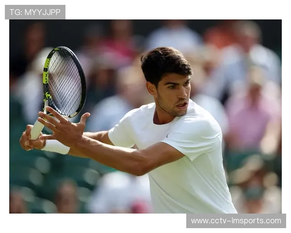 阿尔卡拉斯温网决赛伤情影响移动,采用发球上网策略减少底线击球